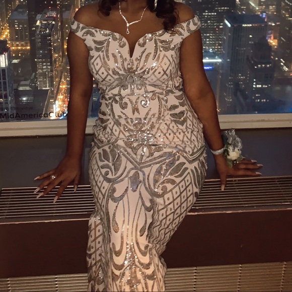 Bodycon sequence dress ✨ - Picture 1 of 2